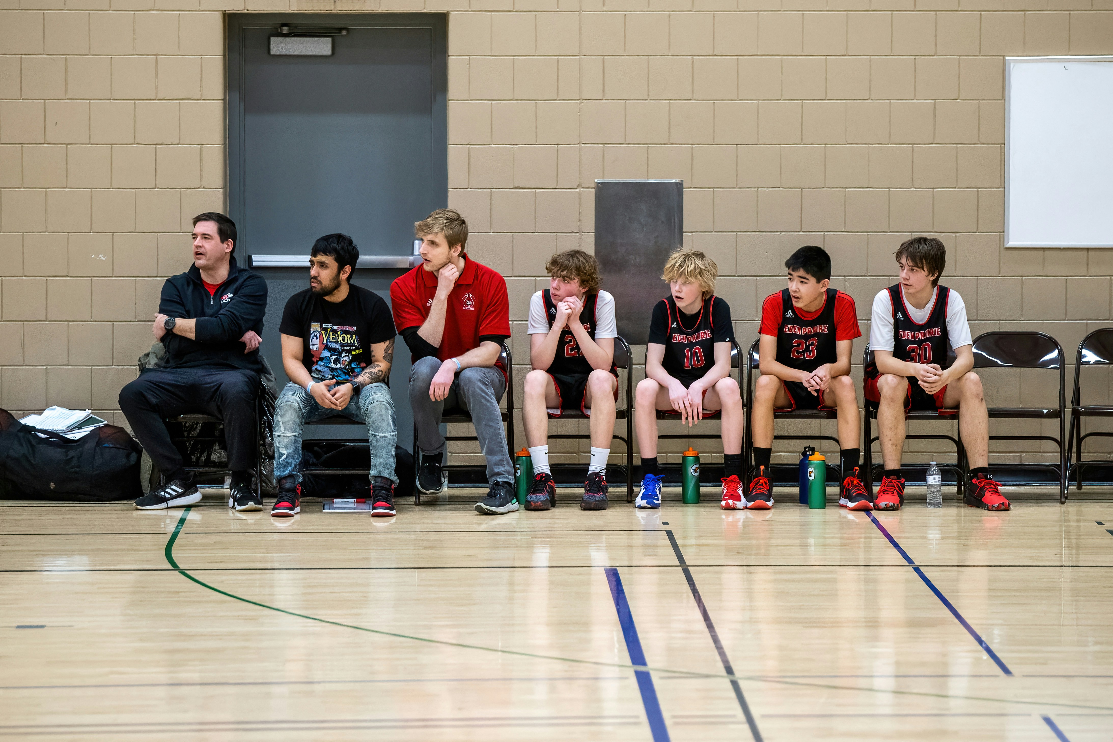 Meet our professional coaching team at Ecole Sports